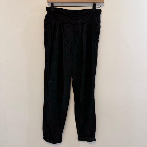 WILFRED Aritzia Pants Casbah High Rise Tapered Leg Model Casual Trousers - Picture 6 of 8